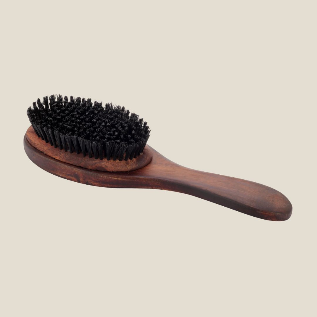 CASTO Handle Beard Brush With Nylon Bristles